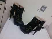 black boots size 7